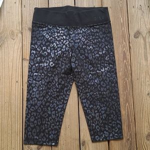 Victoria's Secret Capri Leggings/Yoga